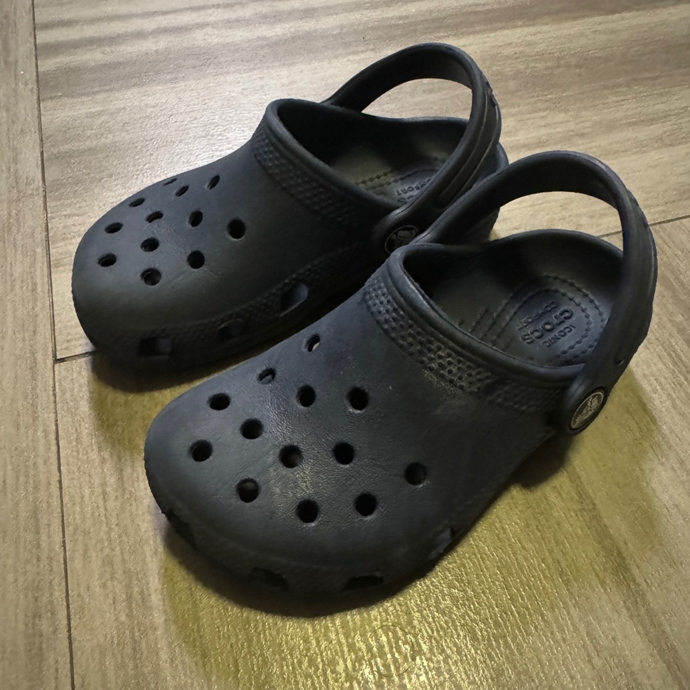 Crocs Kid’s Size C 10 Classic Clog Shoes toddler